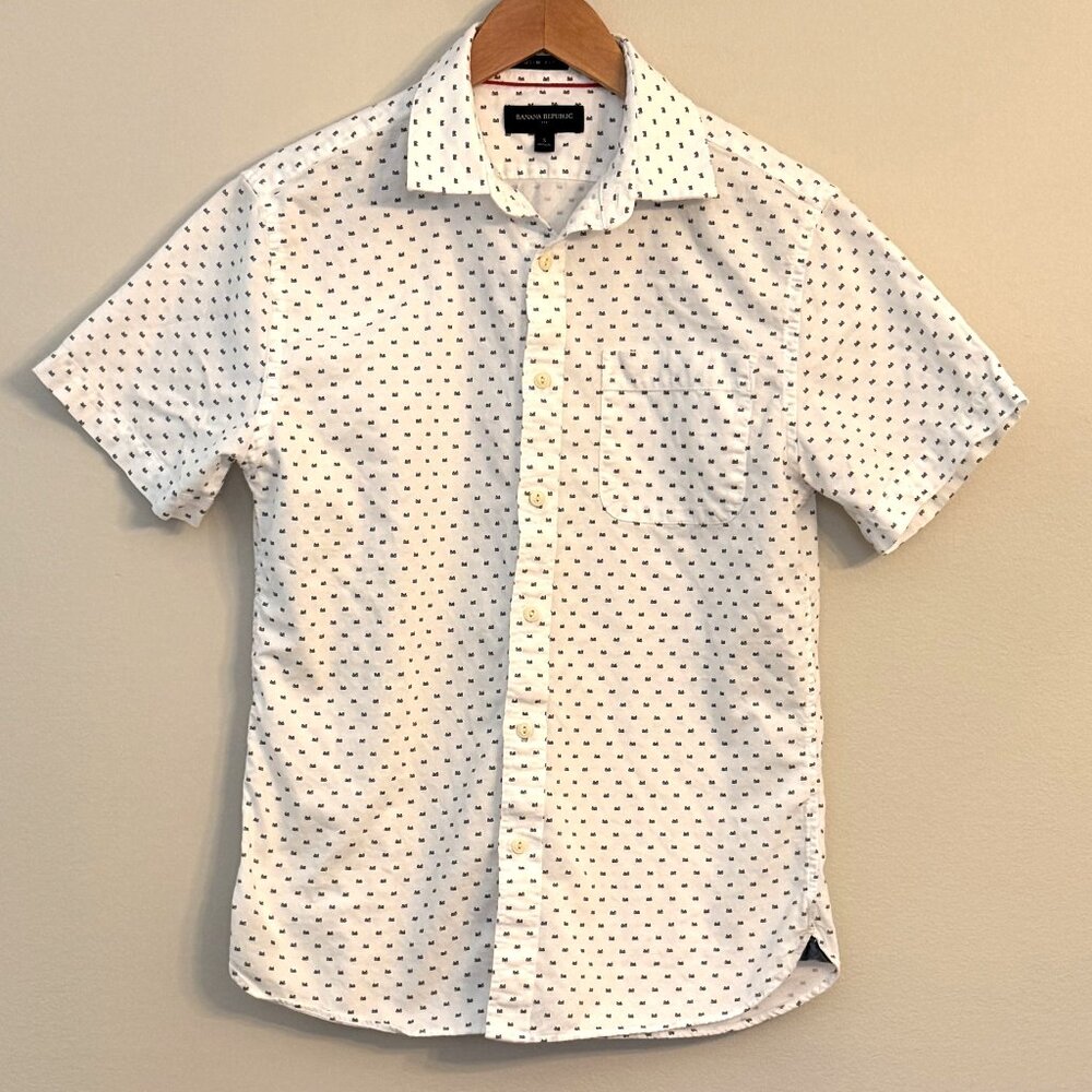 Banana Republic Short Sleeve Button Up Shirt